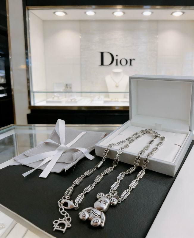 Dior Necklace 06yxs39